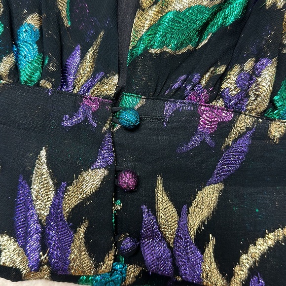 Vintage Anne Klein metallic jacket/tank set. Made in Hong Kong. - Picture 12 of 14